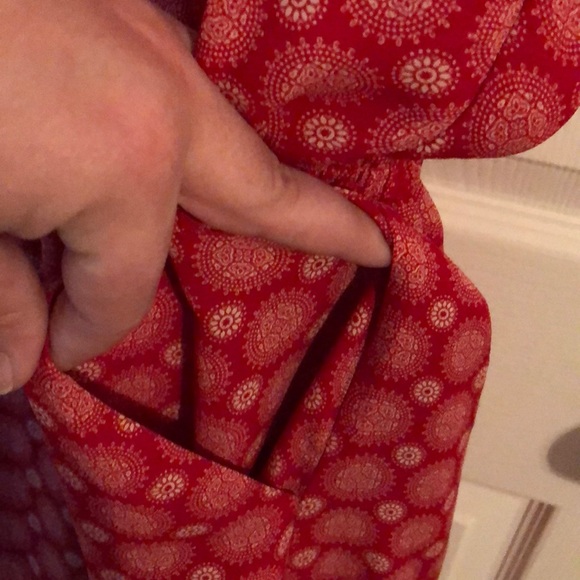 Forever 21 red dress. - Picture 3 of 7